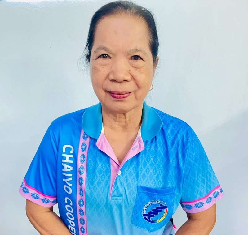 นางเสถียร  เผือกพันธ์